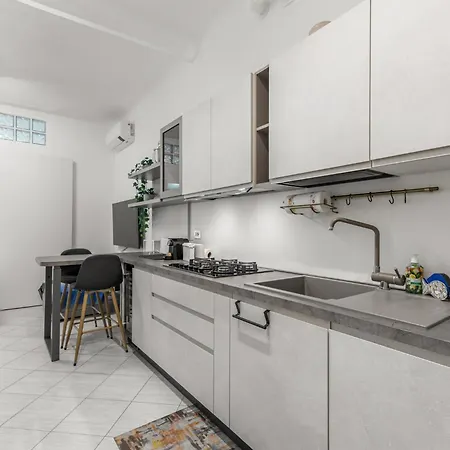 Apartament Metro Zara 1min - Bluedream - Wifi Mediolan
